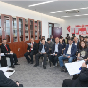 ���ط�Ժ����˫�򱼸����ķ���֮Լ